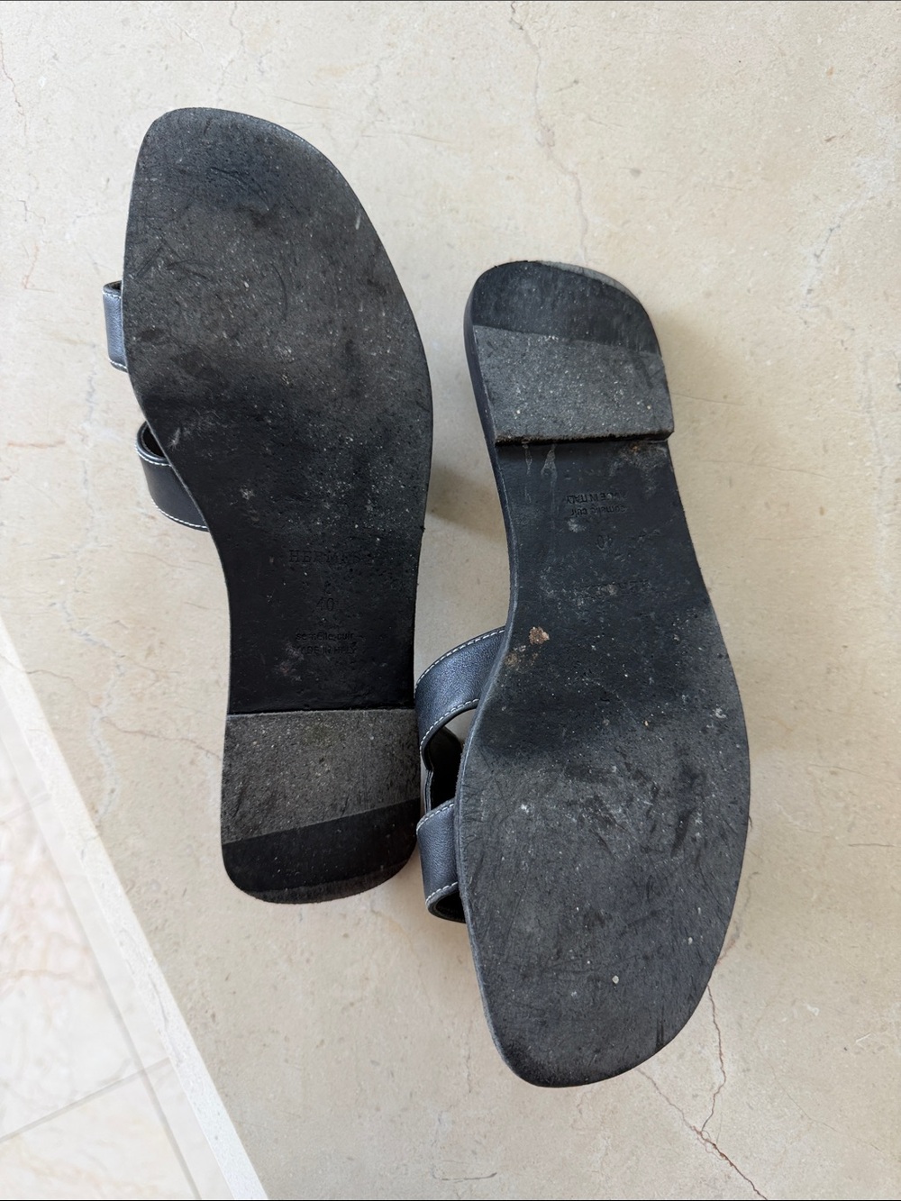 Hermès Oran Black Leather Slide Sandals - Picture 2 of 2